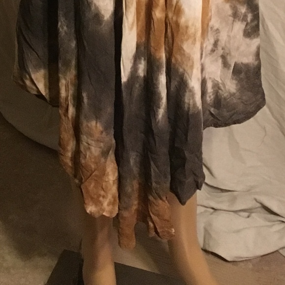 Shoreline Tie-dye embroidered dress 2X(16-18) - Picture 5 of 5
